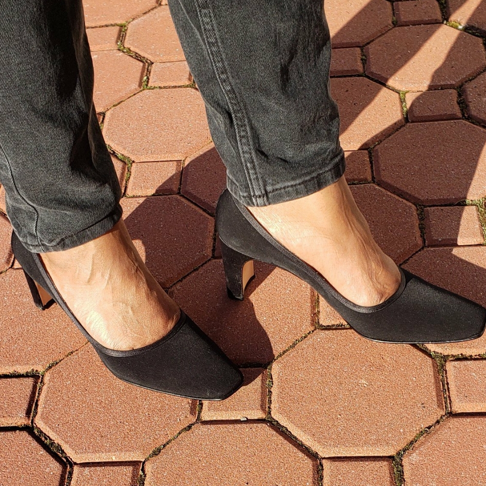 90s Nina Heels